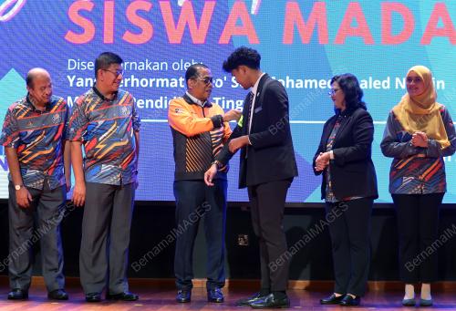 DATUK SERI MOHAMED KHALED NORDIN