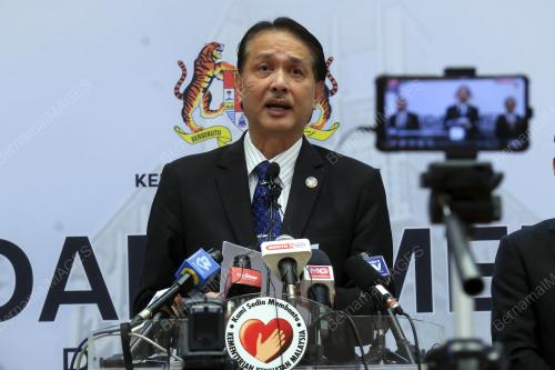 DATUK DR NOOR HISHAM ABDULLAH