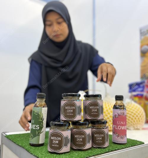KARNIVAL KEUSAHAWANAN KPT