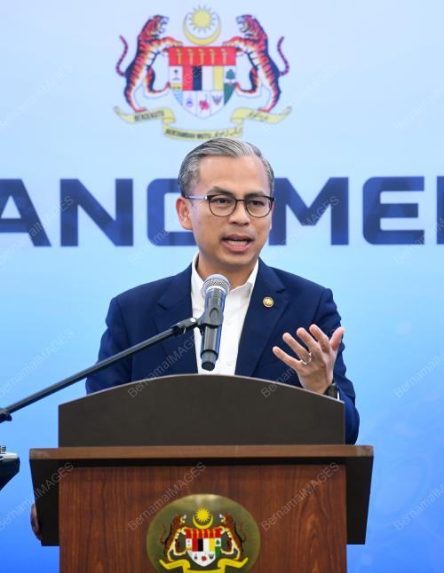 DATUK FAHMI FADZIL