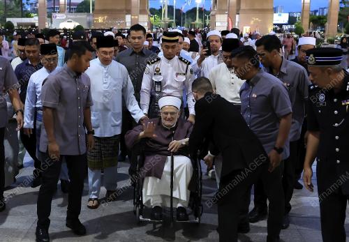 DATUK SERI ANWAR IBRAHIM