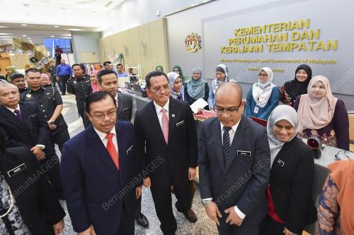 DATUK SERI MOHAMMAD MENTEK