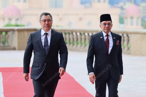 DATUK SERI ANWAR IBRAHIM