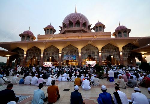 MAJLIS ILMU MADANI