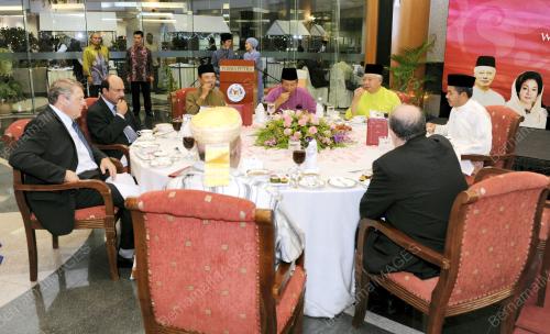 DATUK SERI MOHD NAJIB TUN ABDUL RAZAK