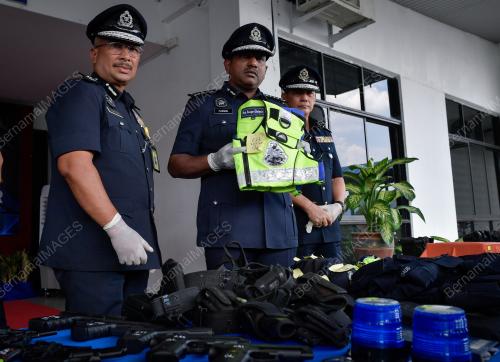 DATUK HUSSEIN OMAR KHAN