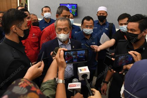 TAN SRI MUHYIDDIN YASSIN