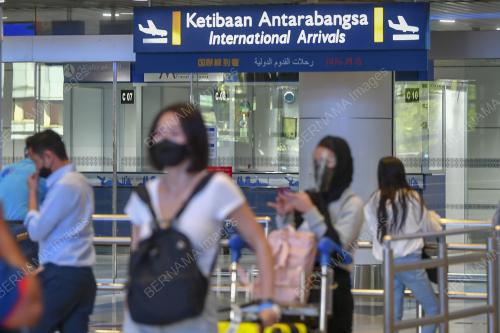 PINTU SEMPADAN NEGARA 1 APRIL