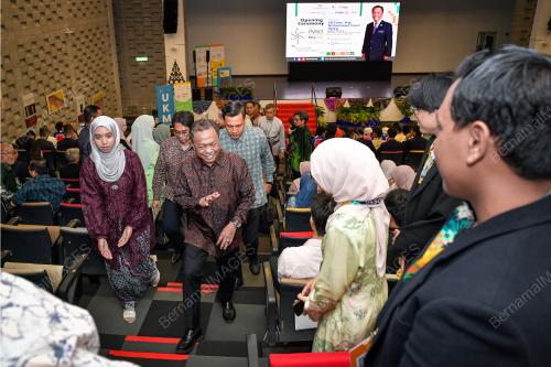DATUK MOHAMMAD YUSOF APDAL