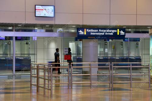 TINJAUAN PEMBUKAAN SEMULA SEMPADAN NEGARA (KLIA)