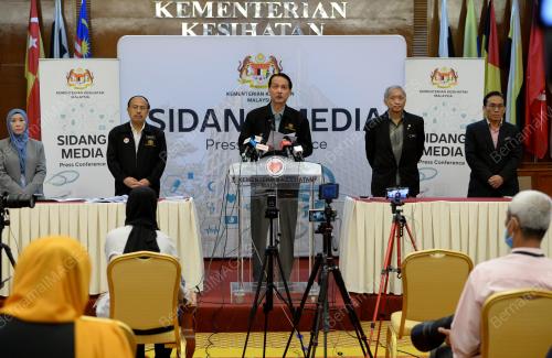 DATUK DR NOOR HISHAM ABDULLAH