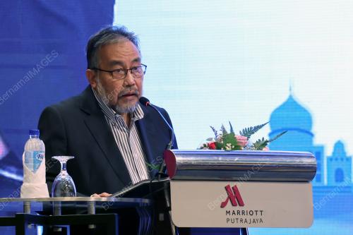 DATUK MOHD RADZIF MOHD YUNUS