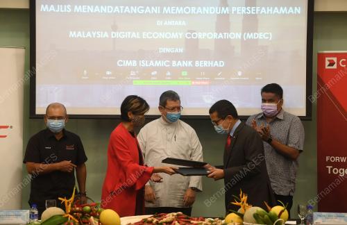 DATUK SAIFUDDIN ABDULLAH