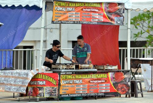 PERSIAPAN PENIAGA BAZAR RAMADAN PUTRAJAYA