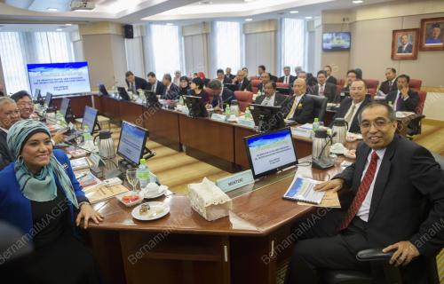 PTJ19_03082015_KKMM
