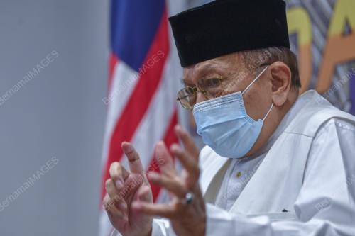 TAN SRI DR RAIS YATIM