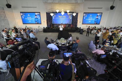 DATUK SERI SAIFUDDIN NASUTION ISMAIL