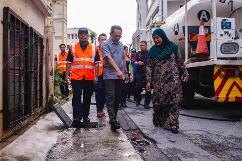 DATUK MOHD SAKERI ABDUL KADIR