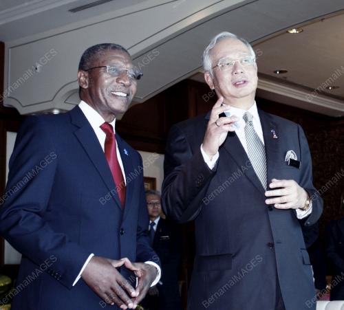 DATUK SERI MOHD NAJIB TUN ABDUL RAZAK