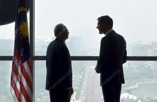 PTJ19_05112014_NAJIB_RUTTE