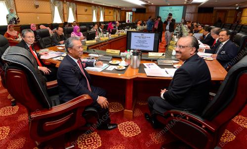 TAN SRI MUHYIDDIN YASSIN