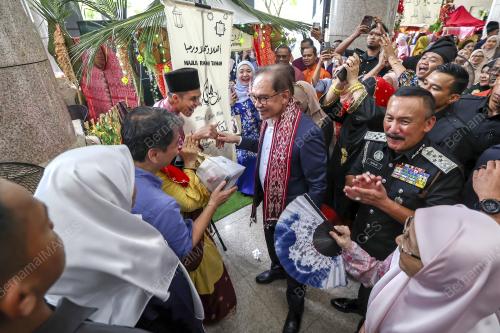 DATUK SERI ANWAR IBRAHIM