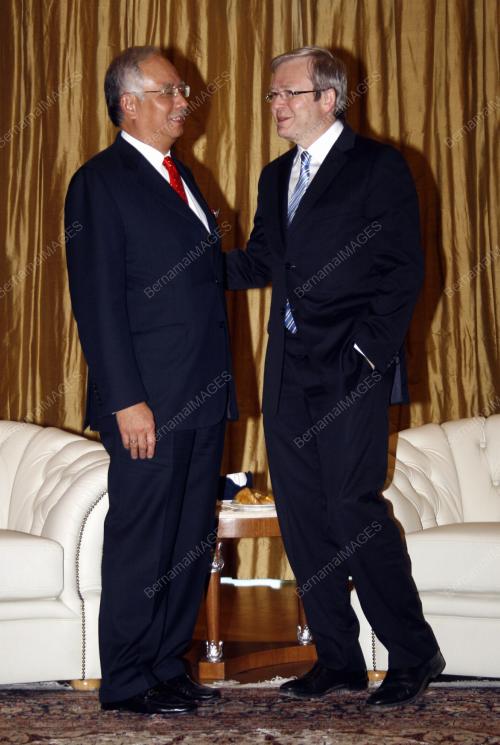 MOHD NAJIB TUN ABDUL RAZAK