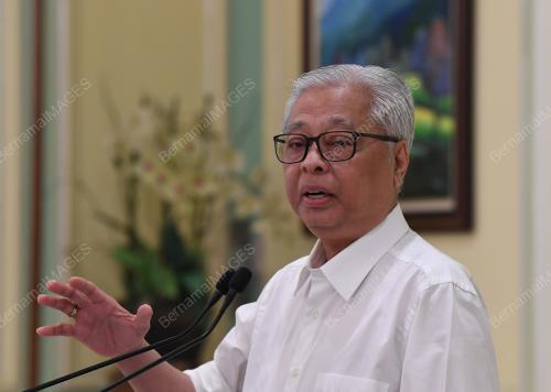 DATUK SERI ISMAIL SABRI YAAKOB