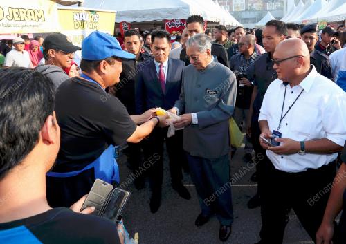 PTJ19_07052019_TUN_BAZAR