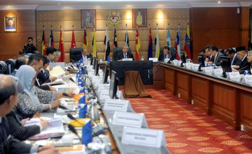 PTJ19_09082016_ZAHID_MBN