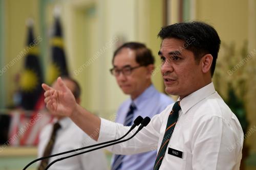 DR MOHD RADZI MD JIDIN