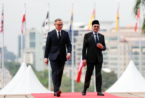 DATUK SERI ANWAR IBRAHIM