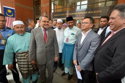 PTJ19_11082017_PAS_IKATAN_SPRM