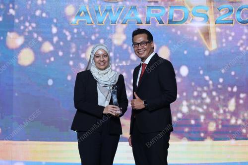 TAKAFUL STAR AWARD