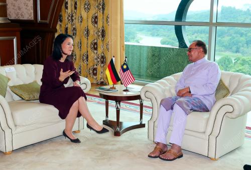 DATUK SERI ANWAR IBRAHIM