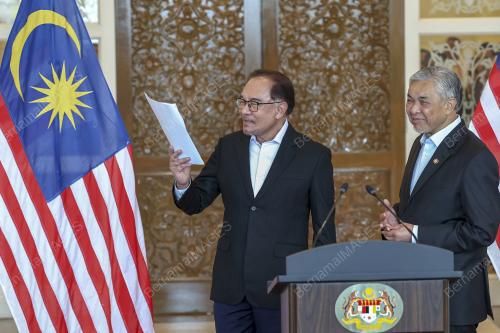 DATUK SERI ANWAR IBRAHIM