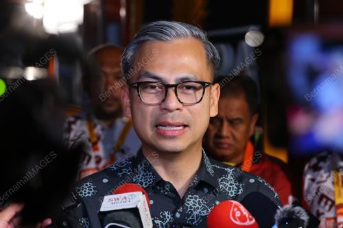 FAHMI FADZIL