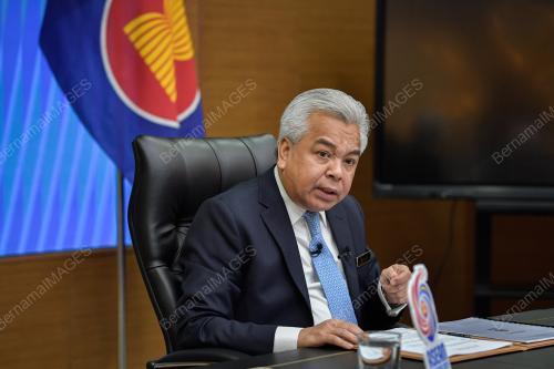 DATUK SERI AMRAN MOHAMED ZIN