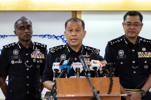 DATUK SERI MOHD KHALID ISMAIL
