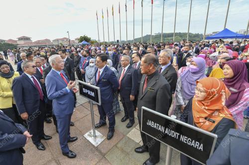 DATUK SERI ISMAIL SABRI YAAKOB
