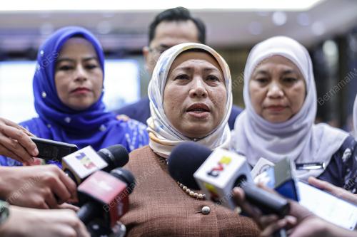 DATUK SERI NANCY SHUKRI