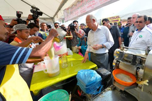PTJ19_18062015_BAZAR