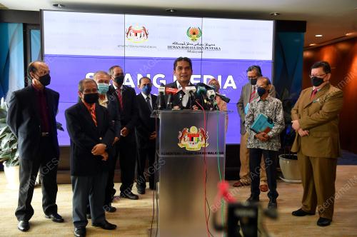 DATUK DR MOHD RADZI MD JIDIN