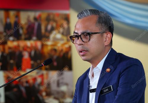 FAHMI FADZIL