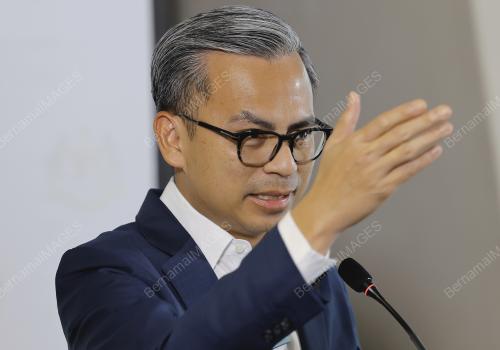 FAHMI FADZIL