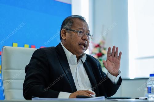 PROF TAN SRI DR NOOR AZLAN GHAZALI