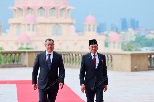 DATUK SERI ANWAR IBRAHIM