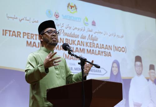 DR ZULKIFLI HASSAN