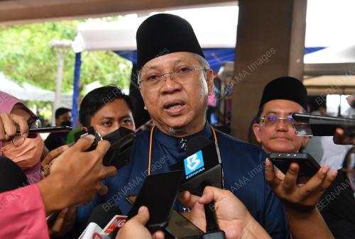 TAN SRI ANNUAR MUSA