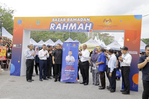 DATUK SERI SALAHUDDIN AYUB
